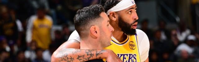 yl23455永利中国有限公司-雷迪克变阵止跌！拉塞尔打替补盘活湖人板凳